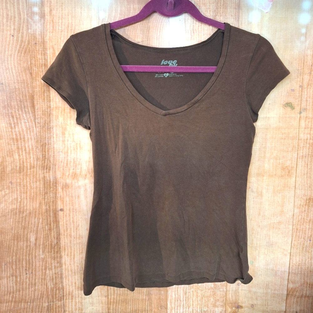 Love By Design Size Large Brown V-Neck T-Shirt